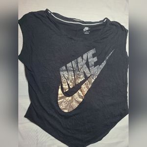 Women's nike shirt
